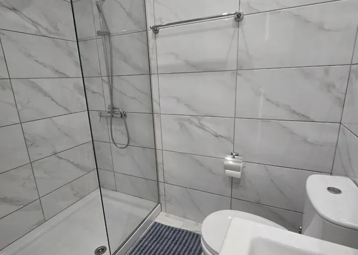 Maison Zenon Center *