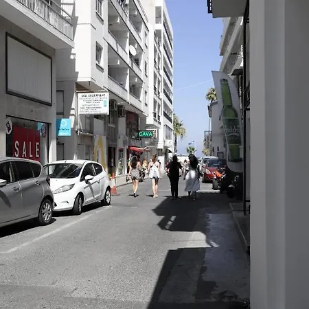 Maison Zenon Center Апартаменты