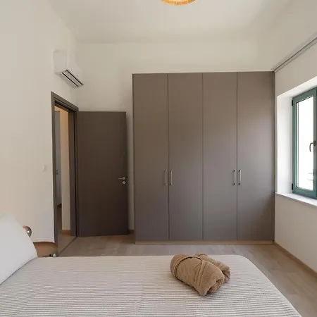 شقة Maison Zenon Center لارنكا